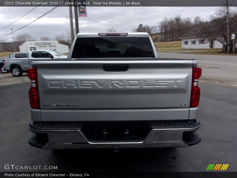 Silver Ice Metallic / Jet Black 2022 Chevrolet Silverado 1500 LT Crew Cab 4x4