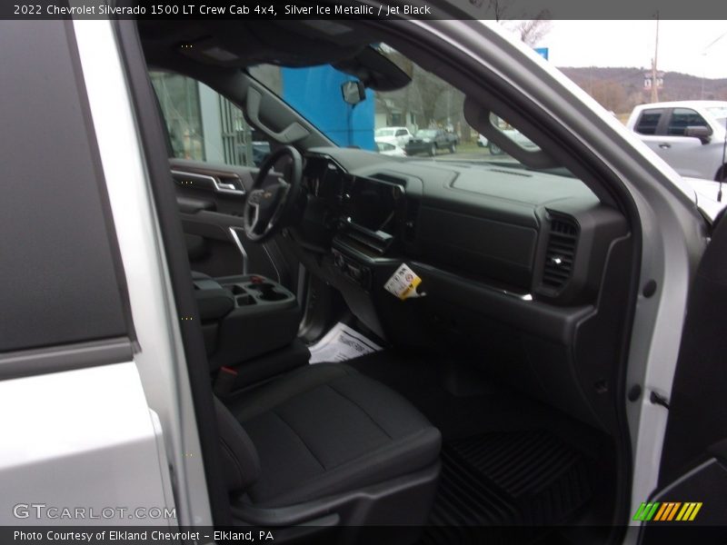 Silver Ice Metallic / Jet Black 2022 Chevrolet Silverado 1500 LT Crew Cab 4x4