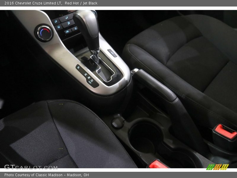 Red Hot / Jet Black 2016 Chevrolet Cruze Limited LT