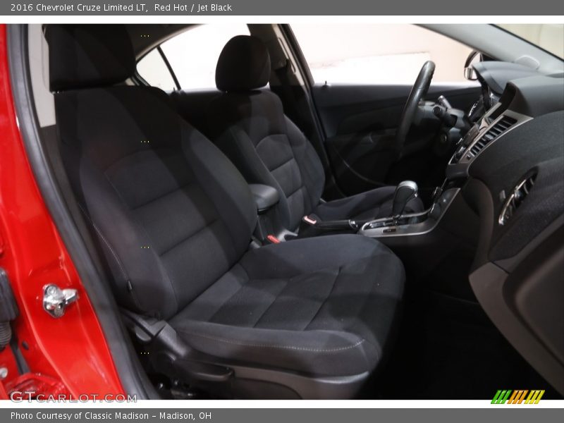 Red Hot / Jet Black 2016 Chevrolet Cruze Limited LT