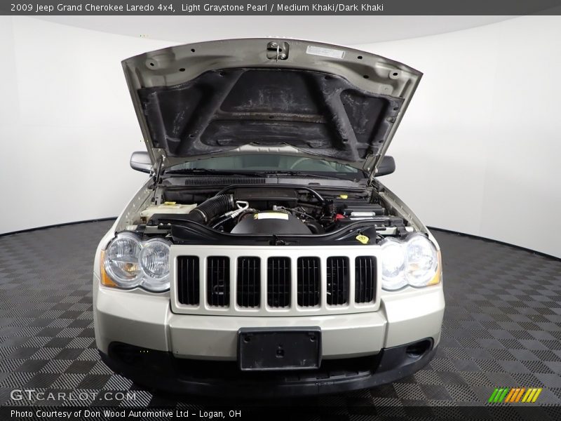 Light Graystone Pearl / Medium Khaki/Dark Khaki 2009 Jeep Grand Cherokee Laredo 4x4