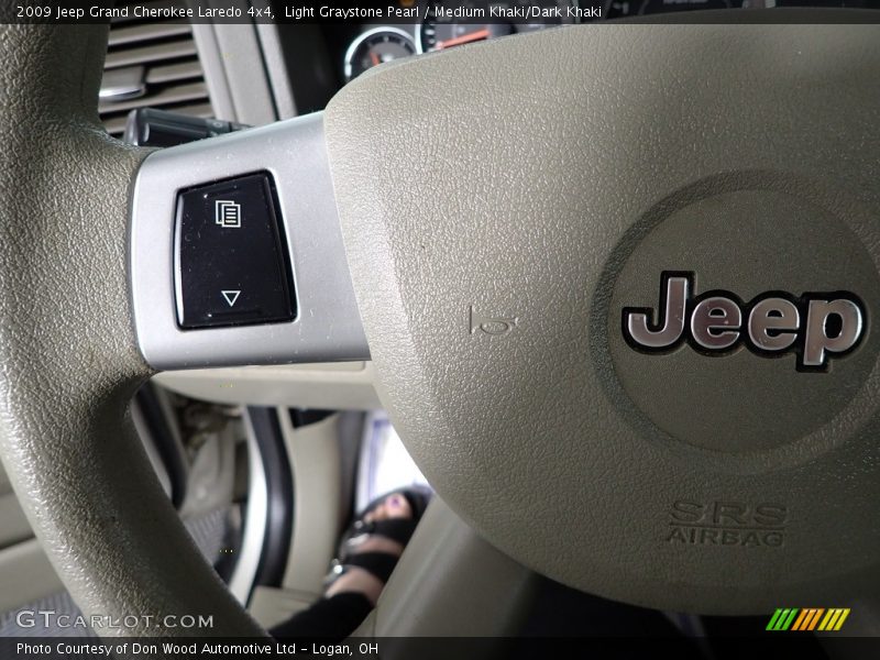 Light Graystone Pearl / Medium Khaki/Dark Khaki 2009 Jeep Grand Cherokee Laredo 4x4