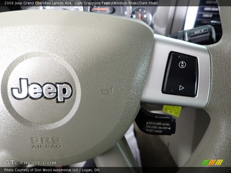 Light Graystone Pearl / Medium Khaki/Dark Khaki 2009 Jeep Grand Cherokee Laredo 4x4