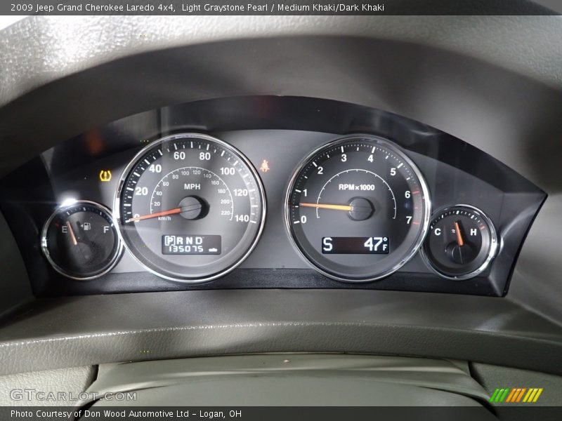 Light Graystone Pearl / Medium Khaki/Dark Khaki 2009 Jeep Grand Cherokee Laredo 4x4