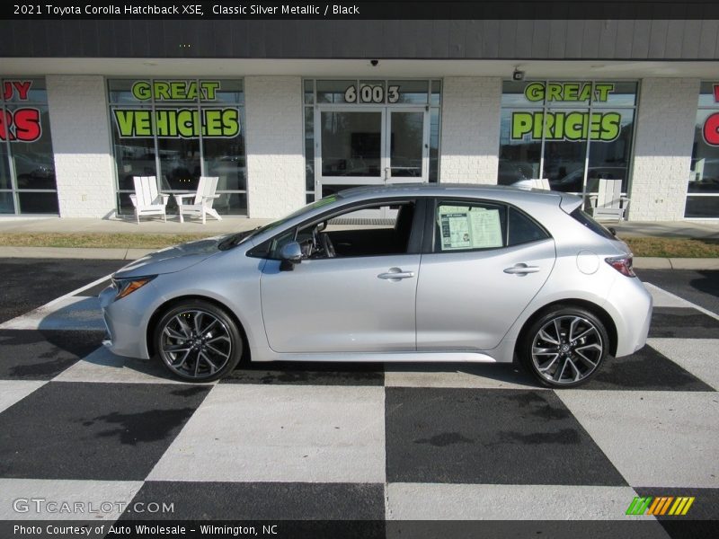 Classic Silver Metallic / Black 2021 Toyota Corolla Hatchback XSE