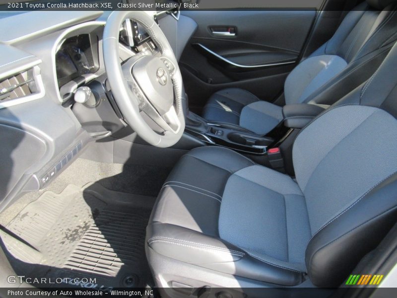 Classic Silver Metallic / Black 2021 Toyota Corolla Hatchback XSE