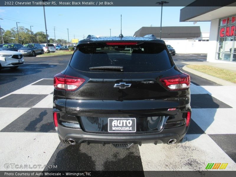 Mosaic Black Metallic / Jet Black 2022 Chevrolet TrailBlazer RS