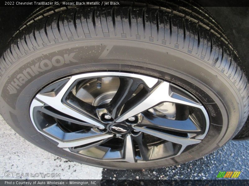 Mosaic Black Metallic / Jet Black 2022 Chevrolet TrailBlazer RS