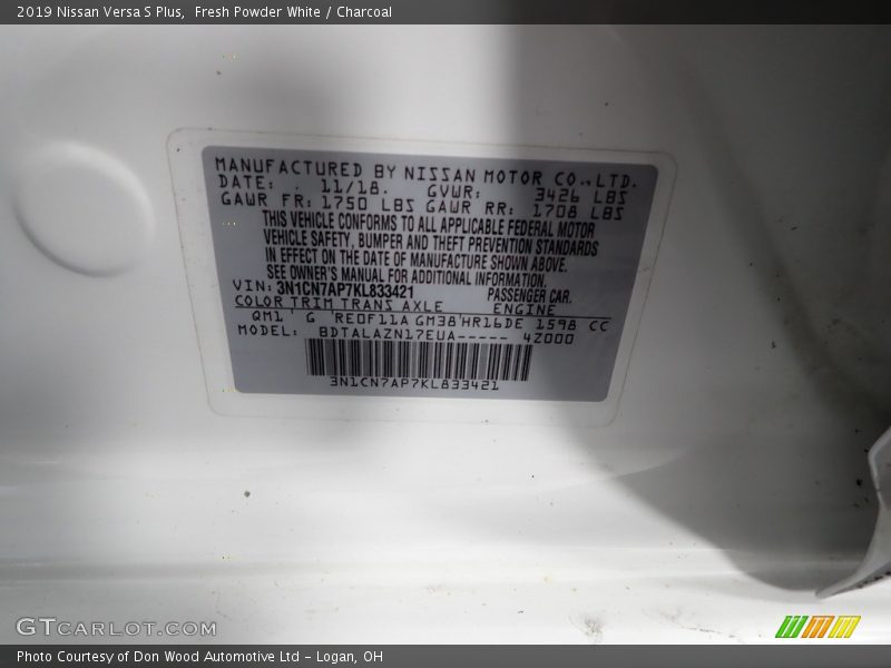 Fresh Powder White / Charcoal 2019 Nissan Versa S Plus