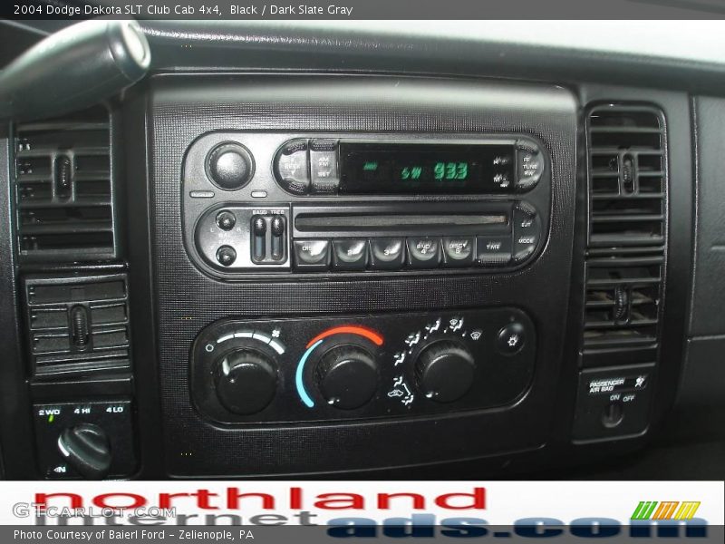 Black / Dark Slate Gray 2004 Dodge Dakota SLT Club Cab 4x4