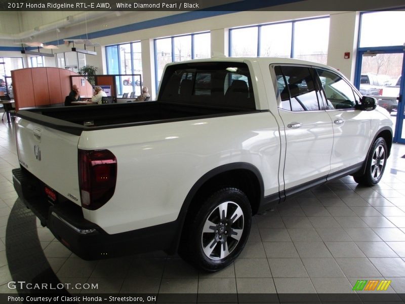 White Diamond Pearl / Black 2017 Honda Ridgeline RTL-E AWD