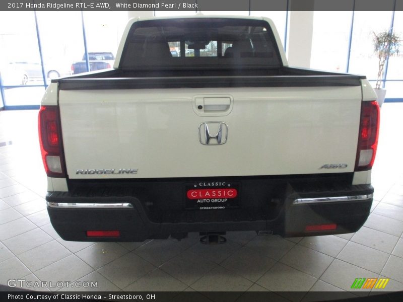 White Diamond Pearl / Black 2017 Honda Ridgeline RTL-E AWD