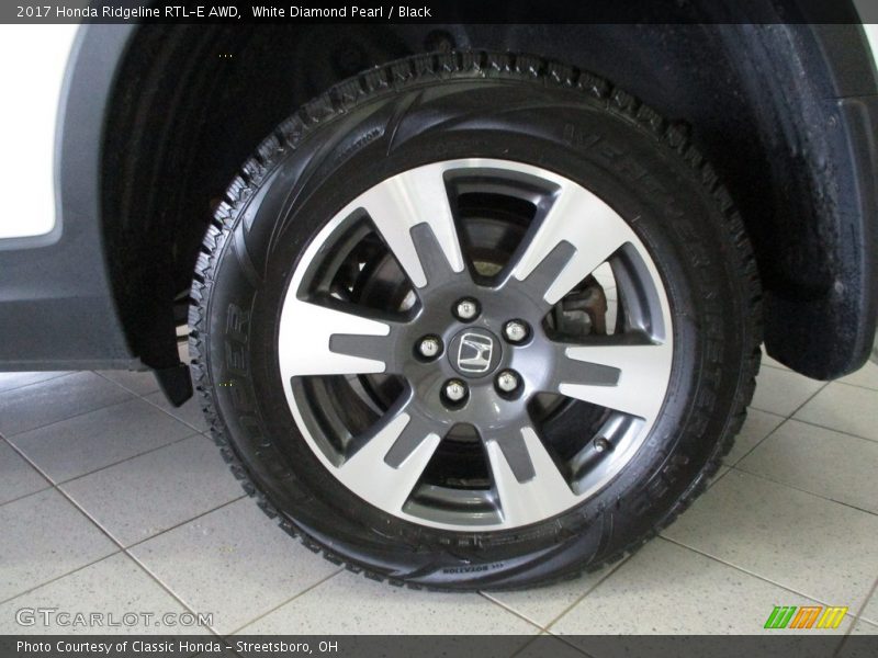 White Diamond Pearl / Black 2017 Honda Ridgeline RTL-E AWD