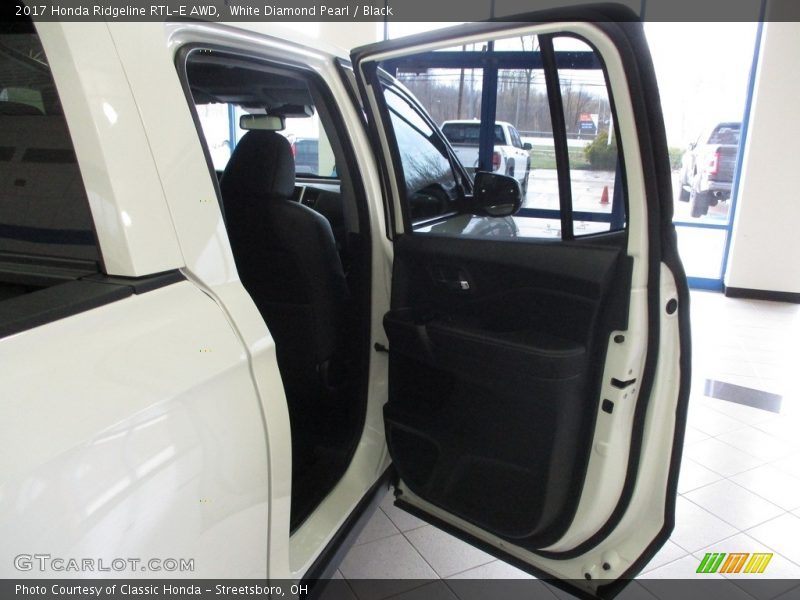 White Diamond Pearl / Black 2017 Honda Ridgeline RTL-E AWD