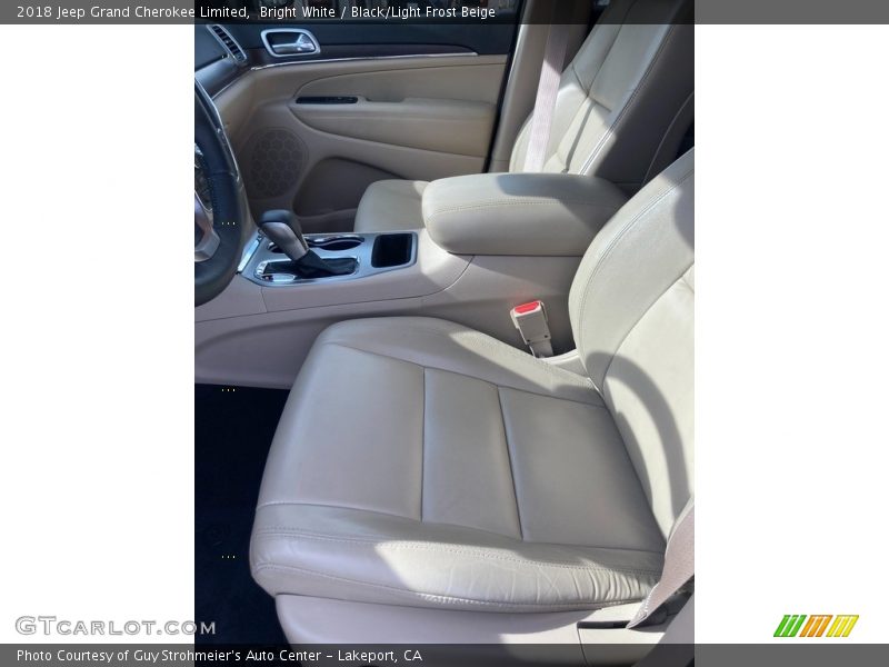 Bright White / Black/Light Frost Beige 2018 Jeep Grand Cherokee Limited