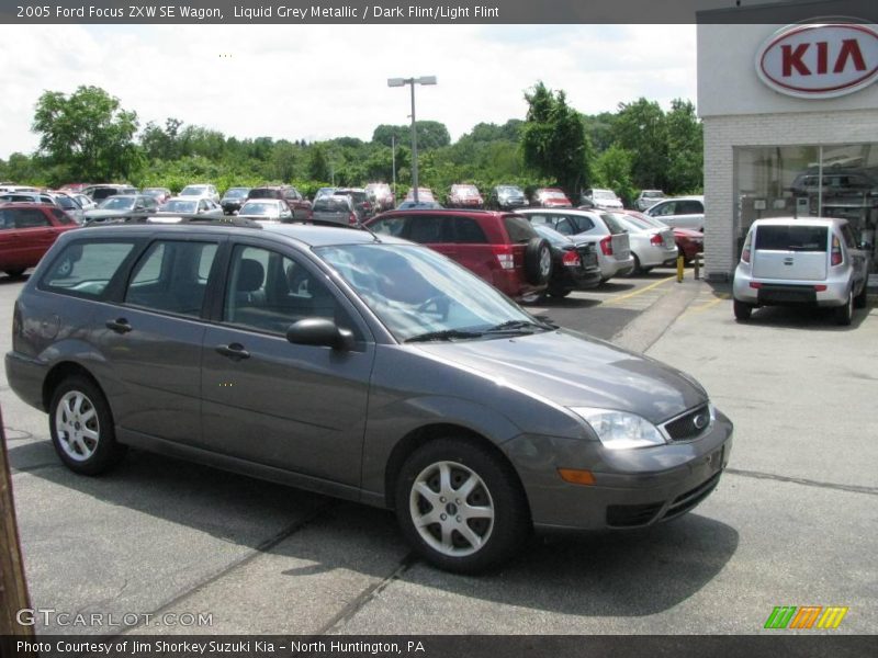 Liquid Grey Metallic / Dark Flint/Light Flint 2005 Ford Focus ZXW SE Wagon
