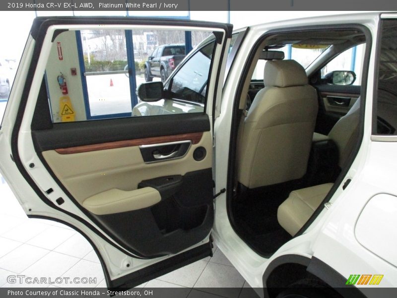 Platinum White Pearl / Ivory 2019 Honda CR-V EX-L AWD