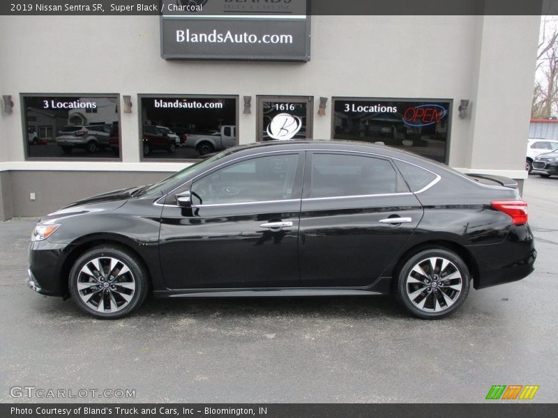 Super Black / Charcoal 2019 Nissan Sentra SR