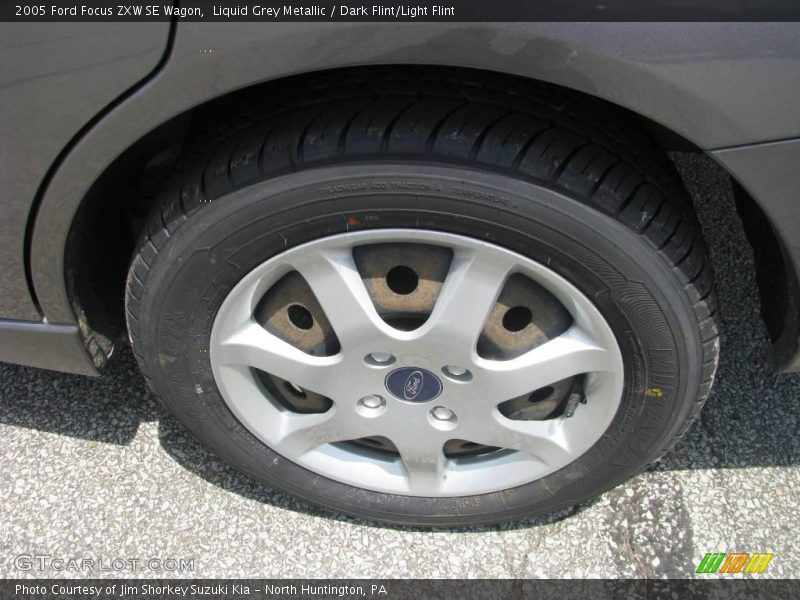 Liquid Grey Metallic / Dark Flint/Light Flint 2005 Ford Focus ZXW SE Wagon