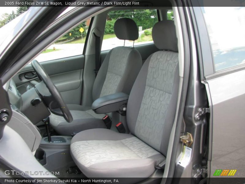 Liquid Grey Metallic / Dark Flint/Light Flint 2005 Ford Focus ZXW SE Wagon