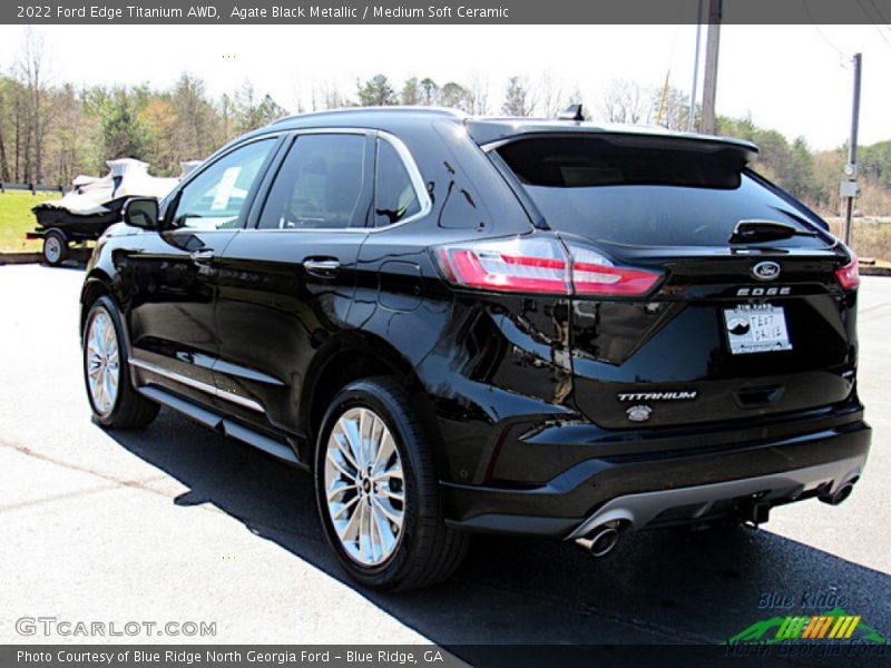 Agate Black Metallic / Medium Soft Ceramic 2022 Ford Edge Titanium AWD