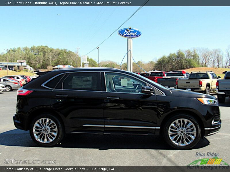 Agate Black Metallic / Medium Soft Ceramic 2022 Ford Edge Titanium AWD