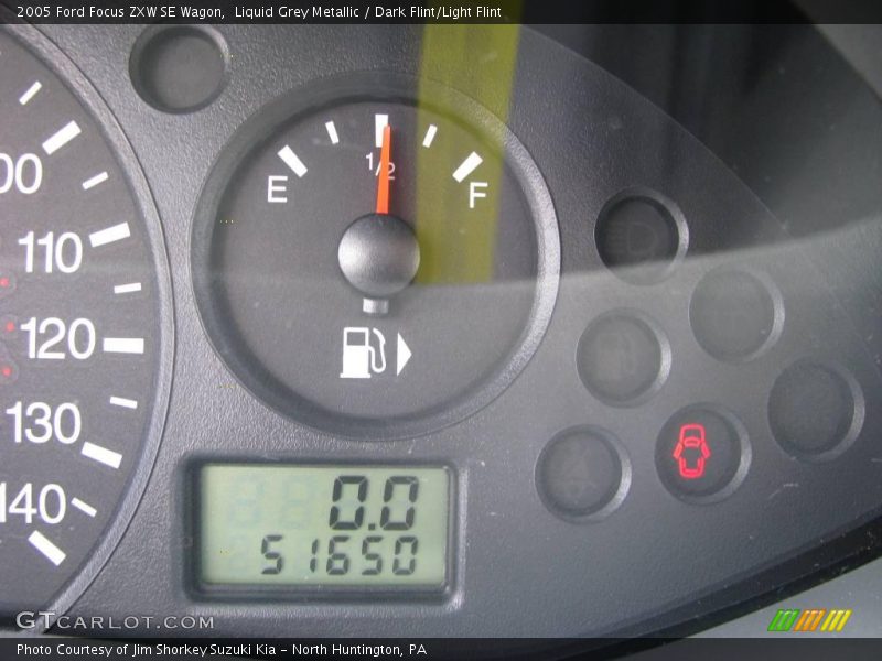 Liquid Grey Metallic / Dark Flint/Light Flint 2005 Ford Focus ZXW SE Wagon