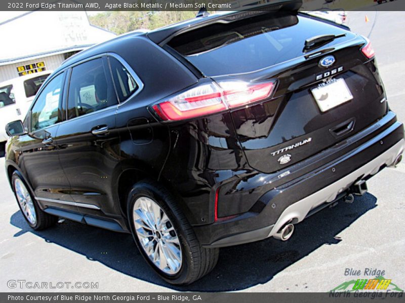 Agate Black Metallic / Medium Soft Ceramic 2022 Ford Edge Titanium AWD