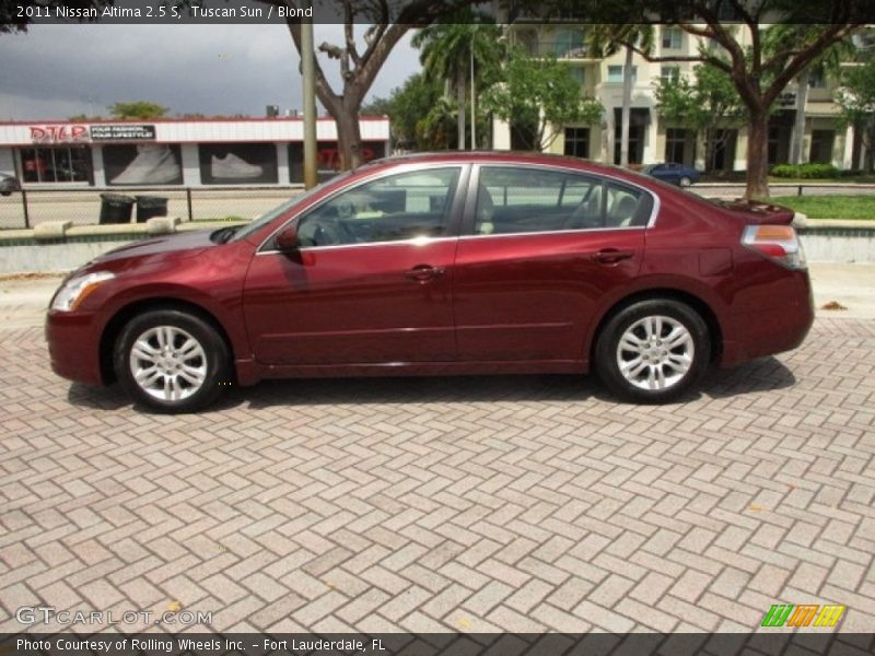 Tuscan Sun / Blond 2011 Nissan Altima 2.5 S