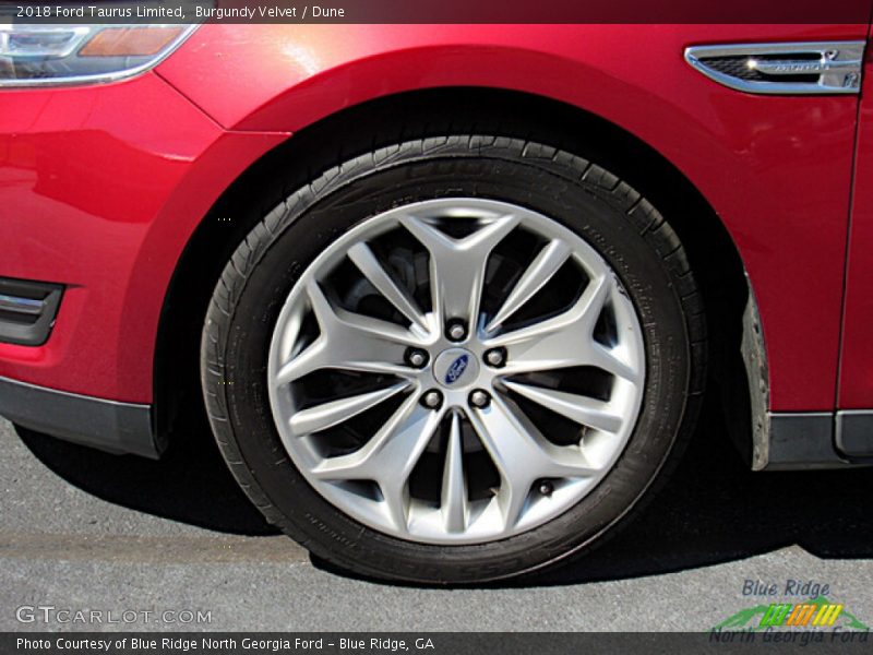 Burgundy Velvet / Dune 2018 Ford Taurus Limited