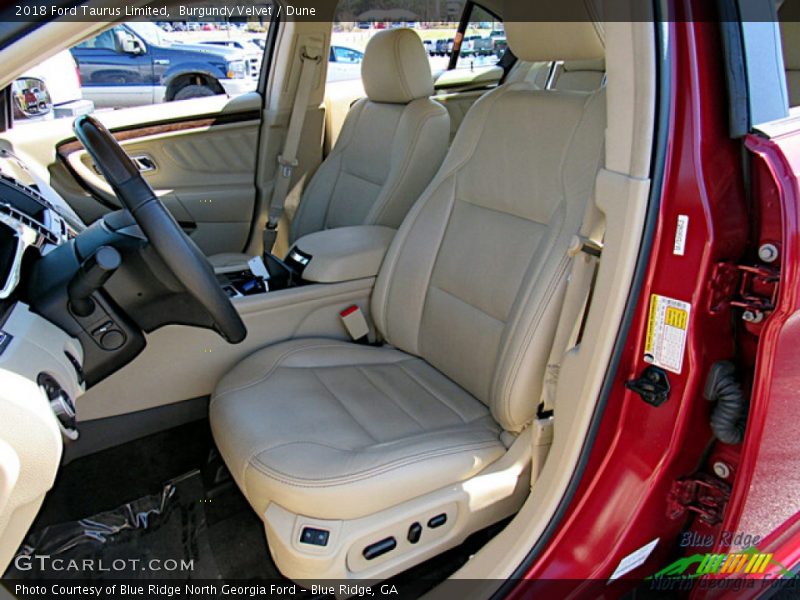 Burgundy Velvet / Dune 2018 Ford Taurus Limited