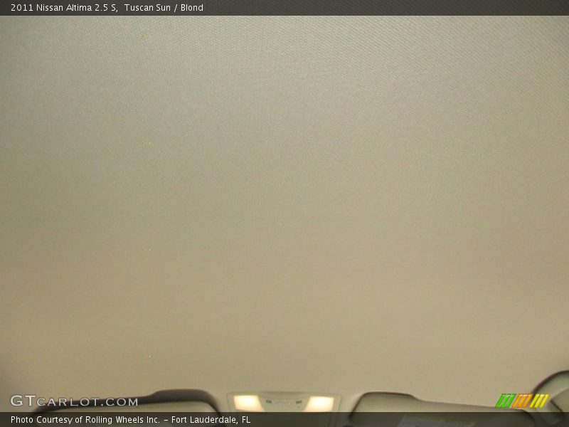 Tuscan Sun / Blond 2011 Nissan Altima 2.5 S