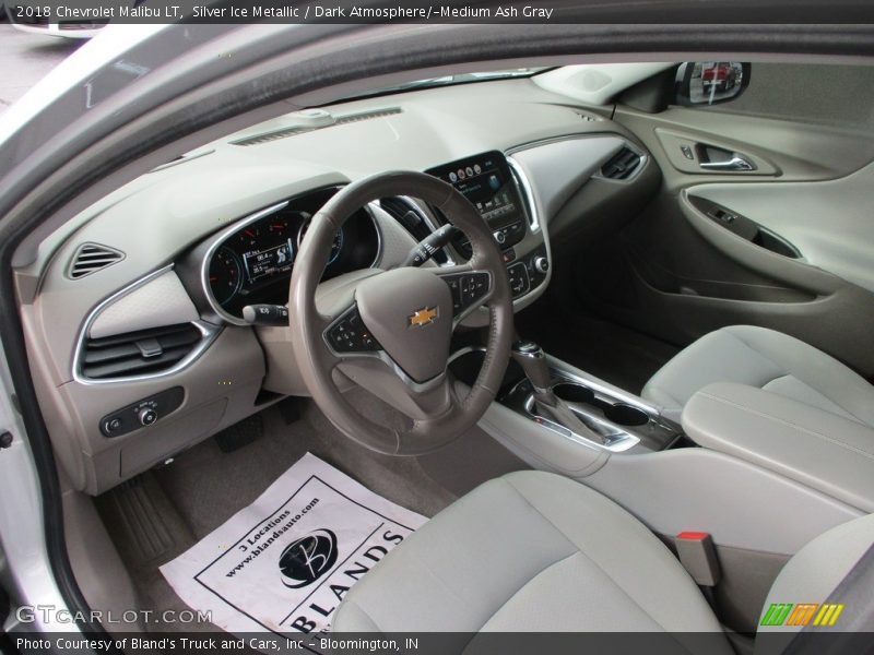 Silver Ice Metallic / Dark Atmosphere/­Medium Ash Gray 2018 Chevrolet Malibu LT