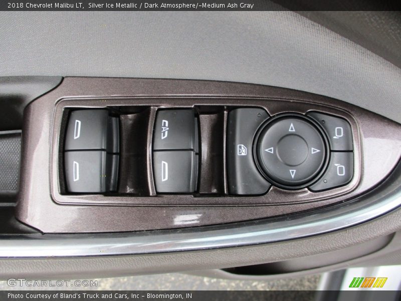 Silver Ice Metallic / Dark Atmosphere/­Medium Ash Gray 2018 Chevrolet Malibu LT