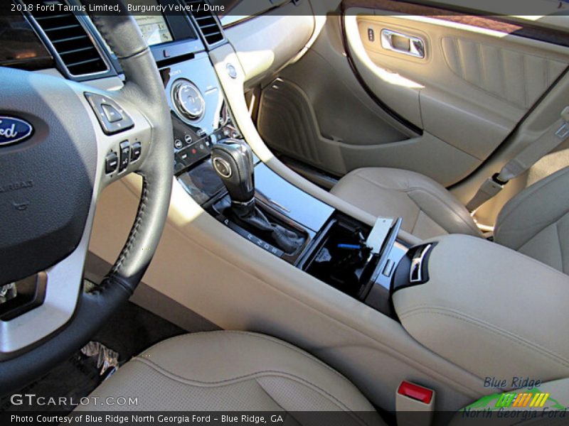 Burgundy Velvet / Dune 2018 Ford Taurus Limited
