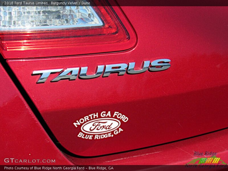 Burgundy Velvet / Dune 2018 Ford Taurus Limited