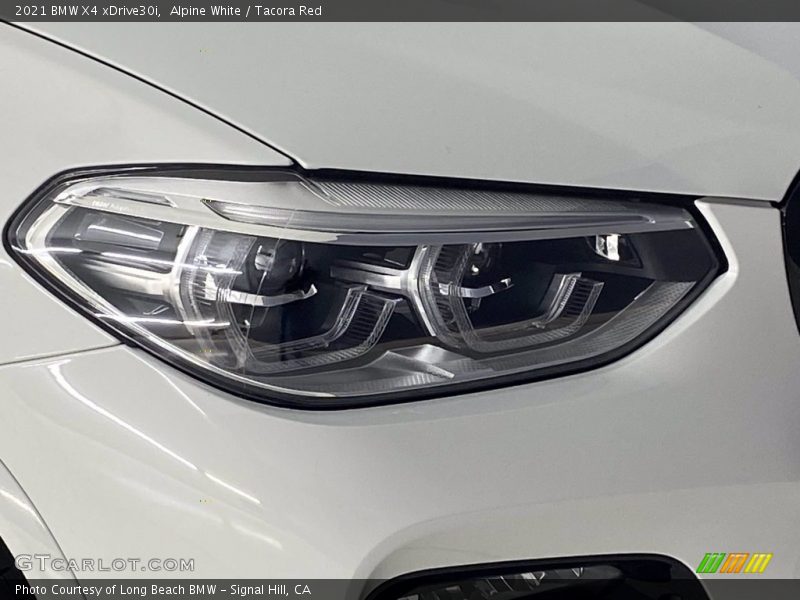 Alpine White / Tacora Red 2021 BMW X4 xDrive30i