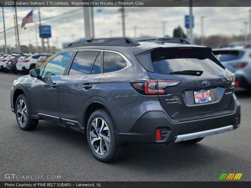 Magnetite Gray Metallic / Titanium Gray 2022 Subaru Outback 2.5i Limited