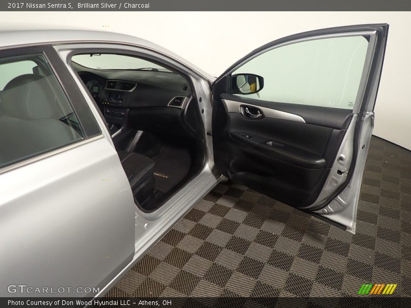 Brilliant Silver / Charcoal 2017 Nissan Sentra S