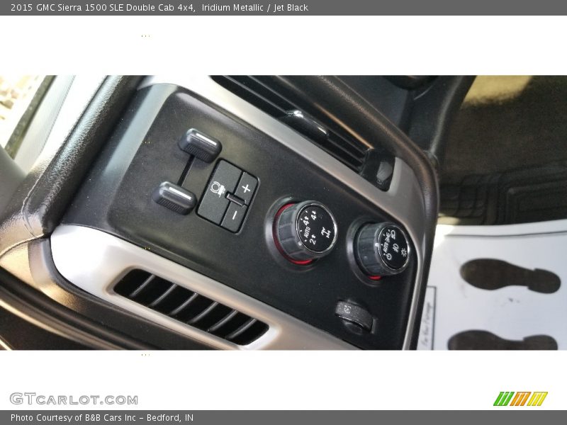 Iridium Metallic / Jet Black 2015 GMC Sierra 1500 SLE Double Cab 4x4