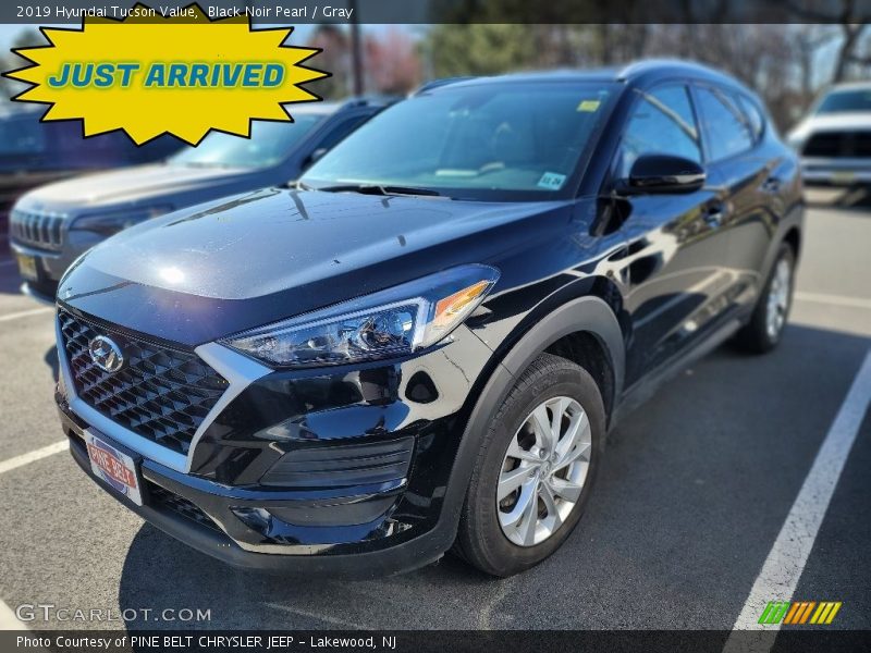 Black Noir Pearl / Gray 2019 Hyundai Tucson Value