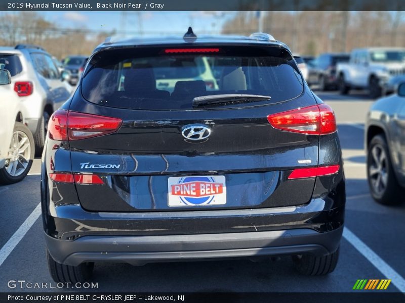 Black Noir Pearl / Gray 2019 Hyundai Tucson Value