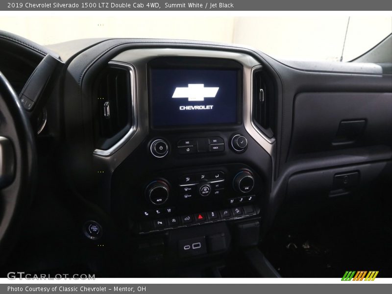 Summit White / Jet Black 2019 Chevrolet Silverado 1500 LTZ Double Cab 4WD