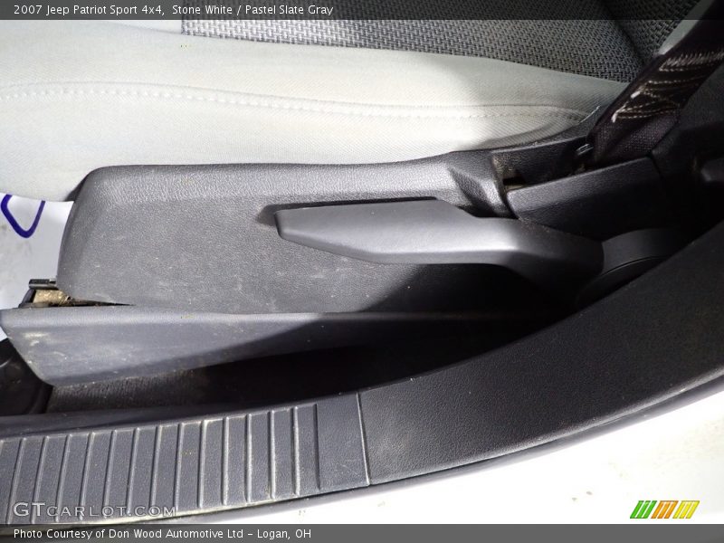 Stone White / Pastel Slate Gray 2007 Jeep Patriot Sport 4x4