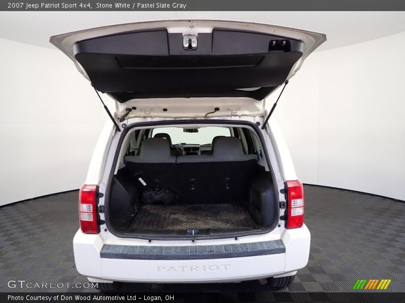 Stone White / Pastel Slate Gray 2007 Jeep Patriot Sport 4x4