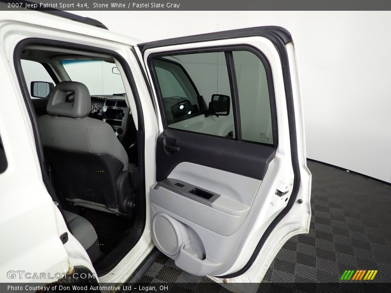 Stone White / Pastel Slate Gray 2007 Jeep Patriot Sport 4x4