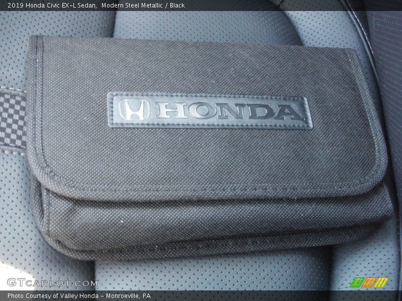 Modern Steel Metallic / Black 2019 Honda Civic EX-L Sedan