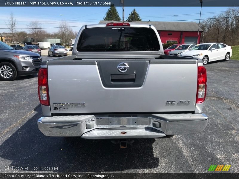 Radiant Silver / Steel 2006 Nissan Frontier SE Crew Cab 4x4