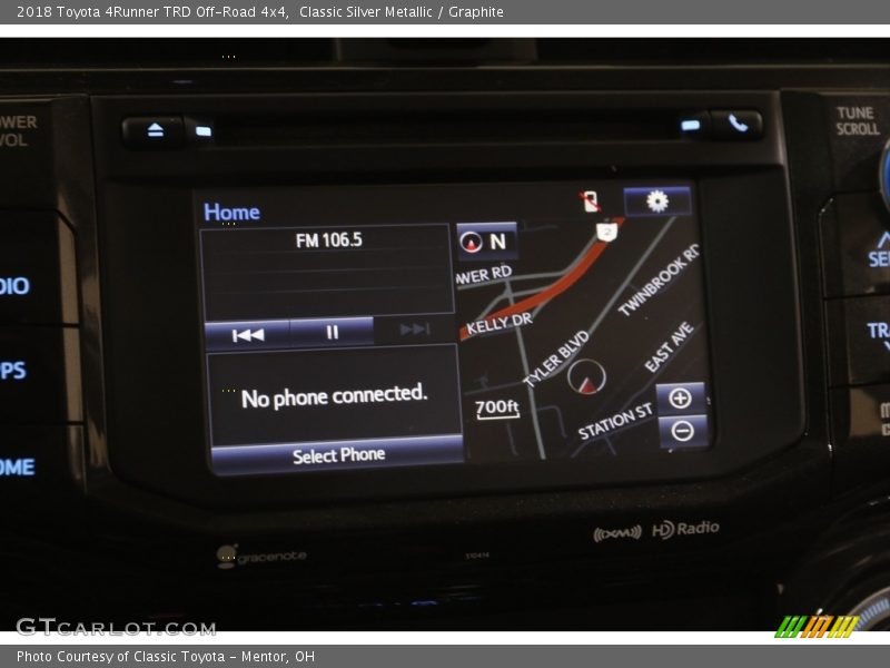 Classic Silver Metallic / Graphite 2018 Toyota 4Runner TRD Off-Road 4x4