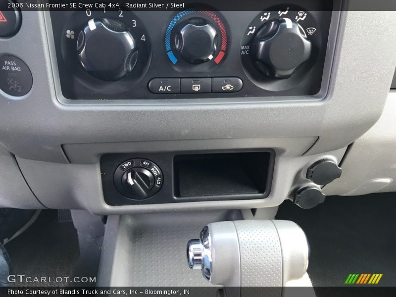 Radiant Silver / Steel 2006 Nissan Frontier SE Crew Cab 4x4